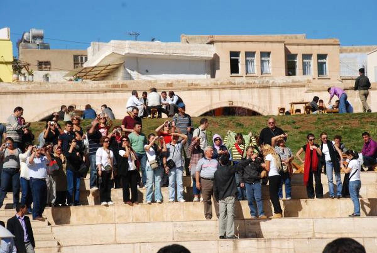 Güneydoğu\'ya Turist Akını 1