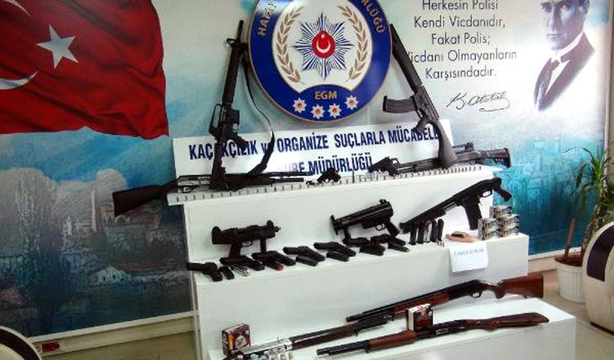 Hatay\'da Silah Kaçakçılarına Operasyon