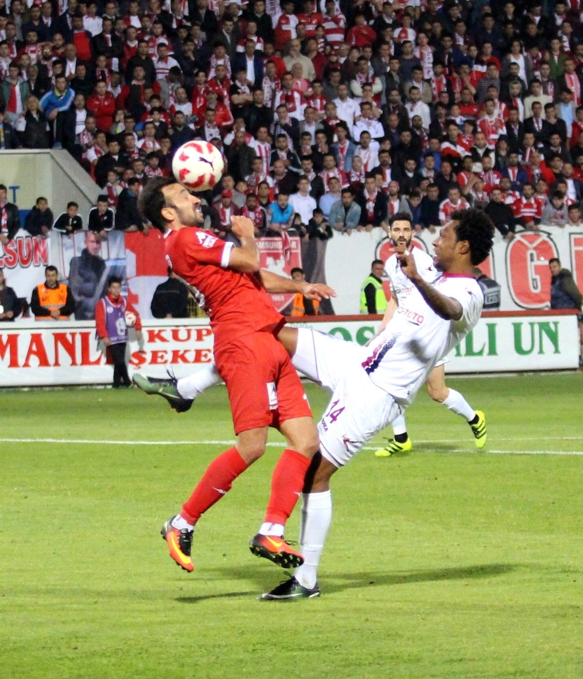 Samsunsporlu Futbolcu Maçtan Sonra Hafızasını Kaybetti