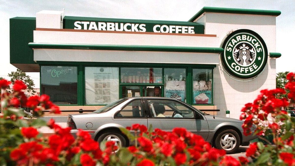 Starbucks 357 Bin TL \'Fırlayan Kapak\' Tazminatı Ödeyecek