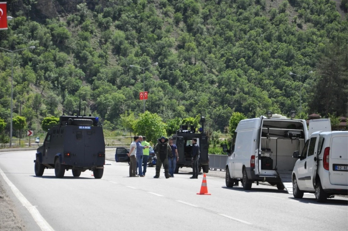 Tunceli\'de Şüpheli Araç Polisi Alarma Geçirdi