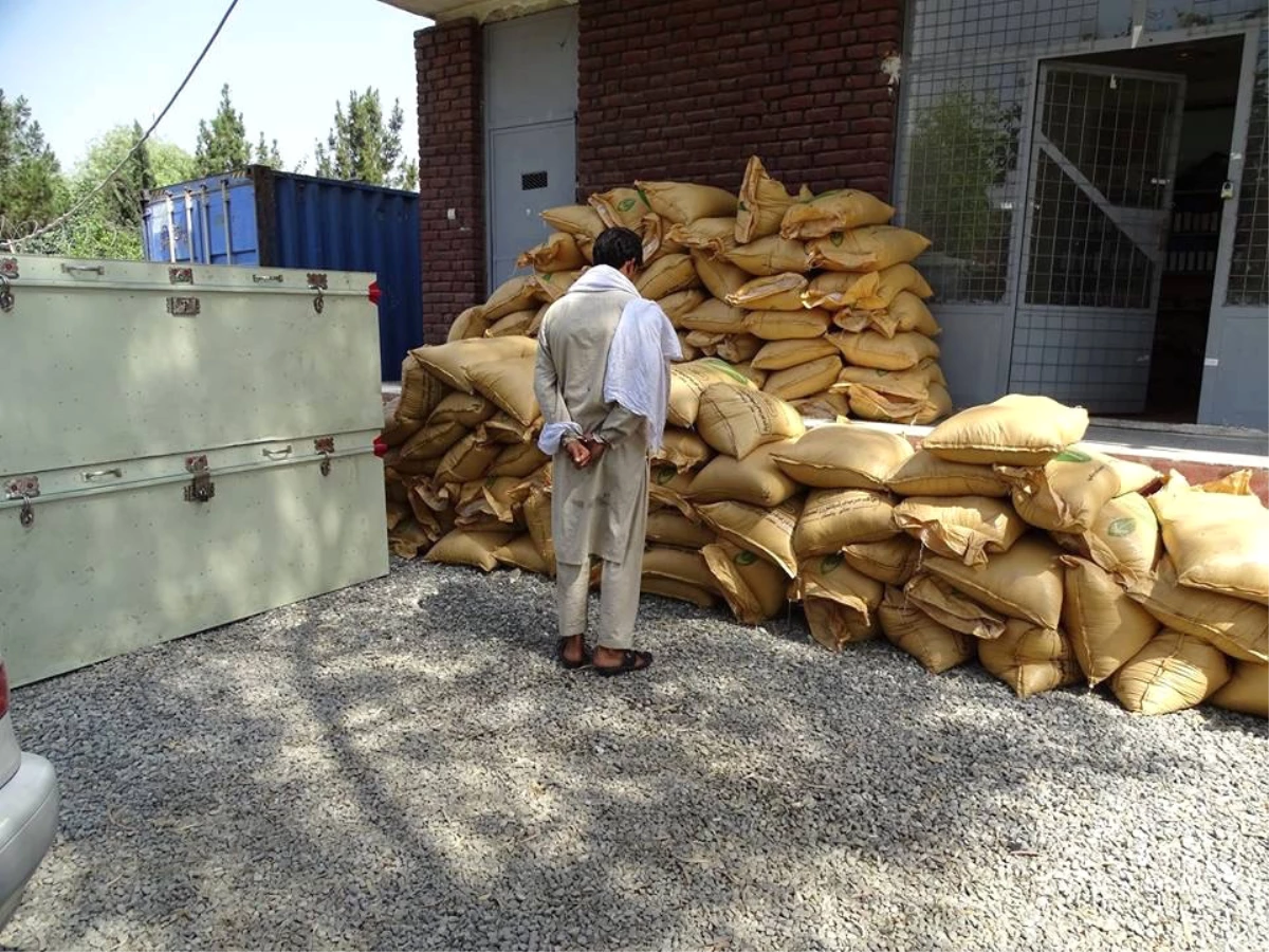 Afganistan\'da 6 Bin 250 Kilo Amonyum Nitrat Yakalandı