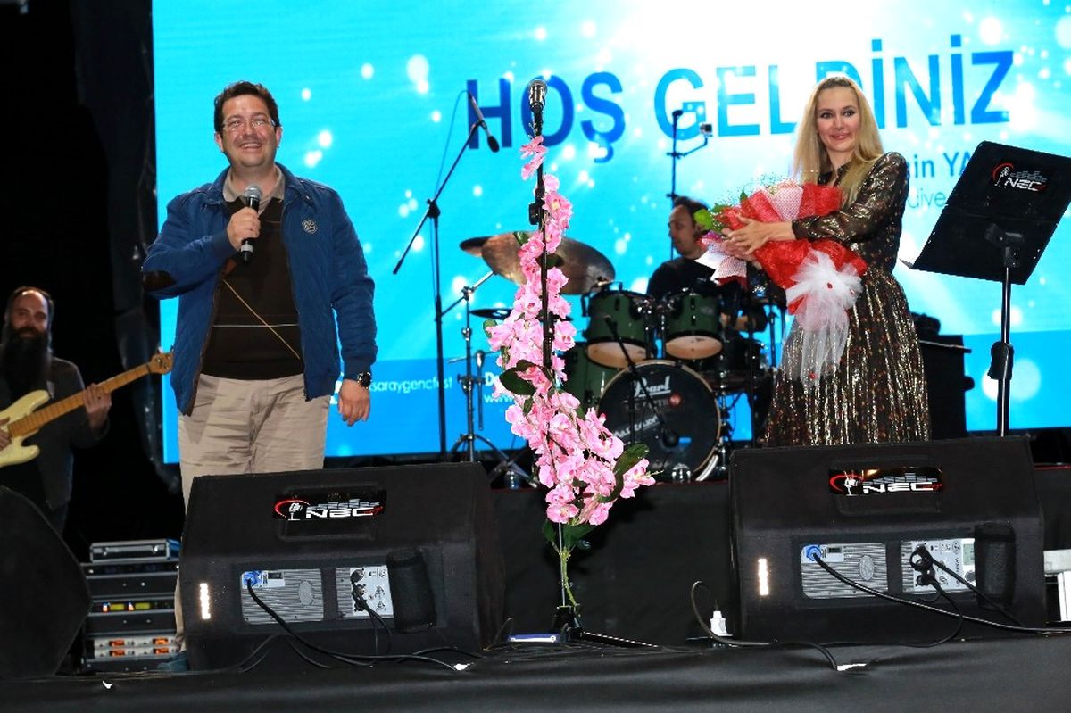 Aksaray\'da Gökçe Konseri