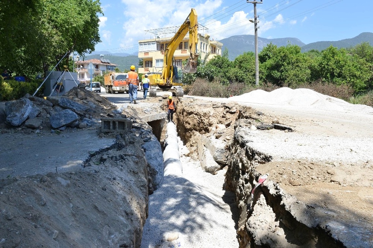 Alanya Oba\'da Kanalizasyon Seferberliği