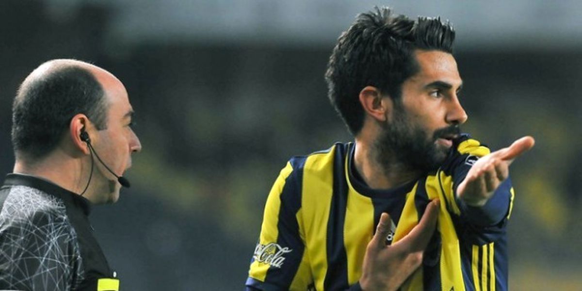 Alper Potuk Kritik Maçta Cezalı!