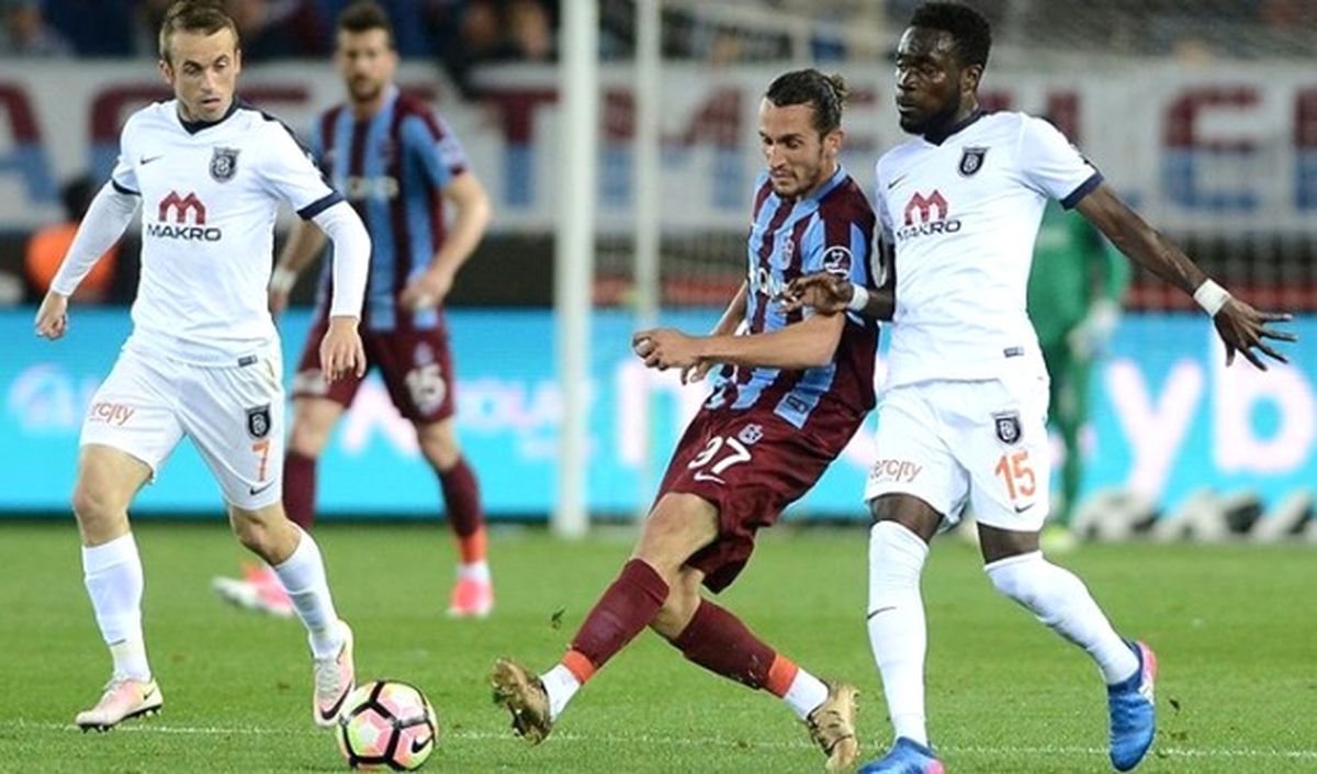 Başakşehir Büyük Yara Aldı