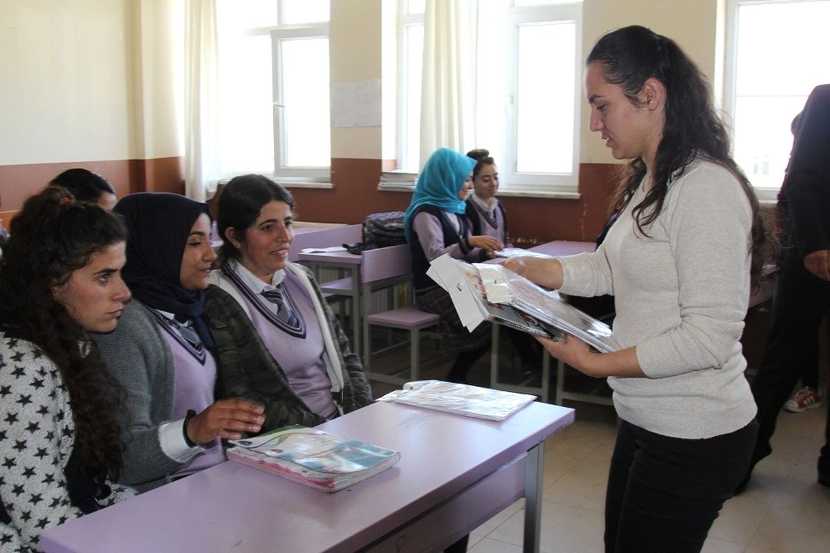 Başkan Vekili Öztürk\'ten Eğitime Destek