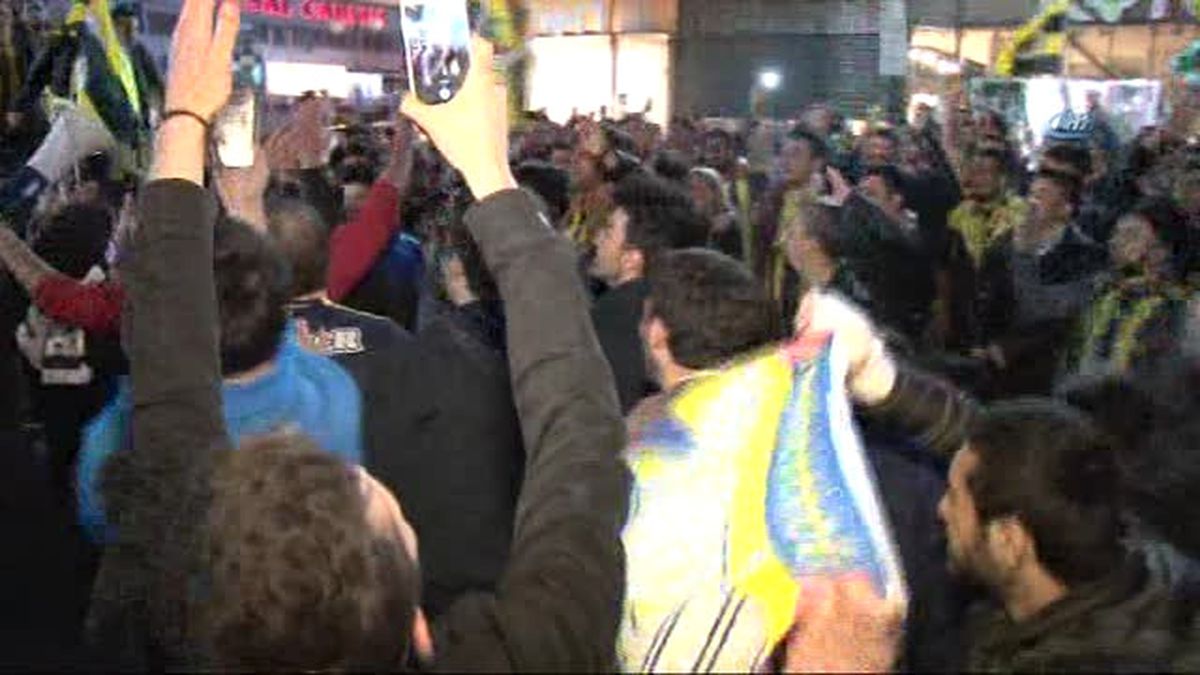 Başkent\'te Fenerbahçe Çoşkusu