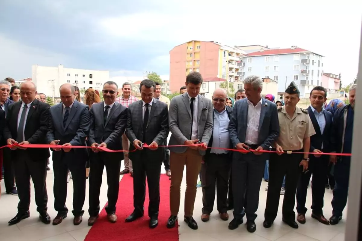 Çerkezköy Belediyesi Mahalle Evleri Yılsonu Sergisi