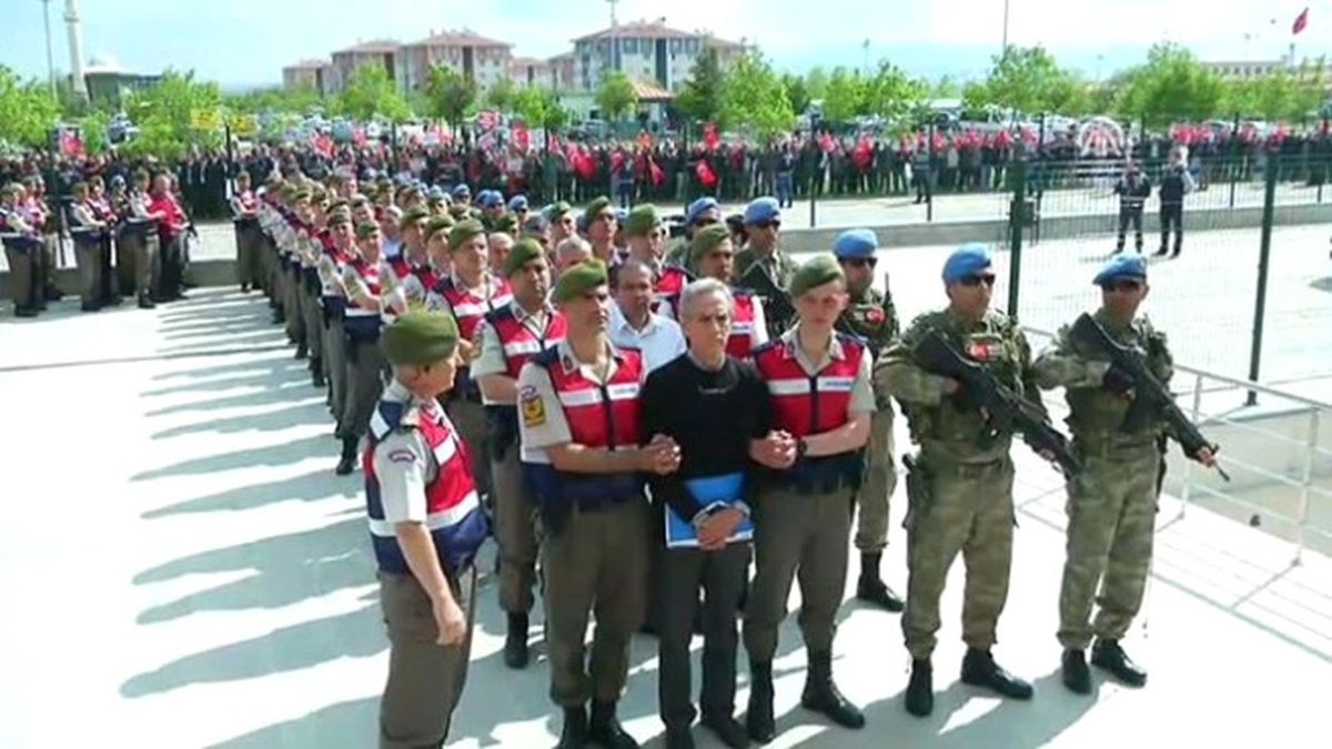 Darbe Planlayıcıları Hakim Karşısına Çıkıyor