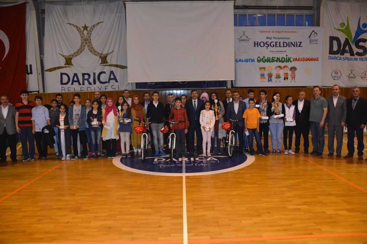Darıca Bilgi Evleri Hem Yarışıyor Hem de Eğlendiriyor