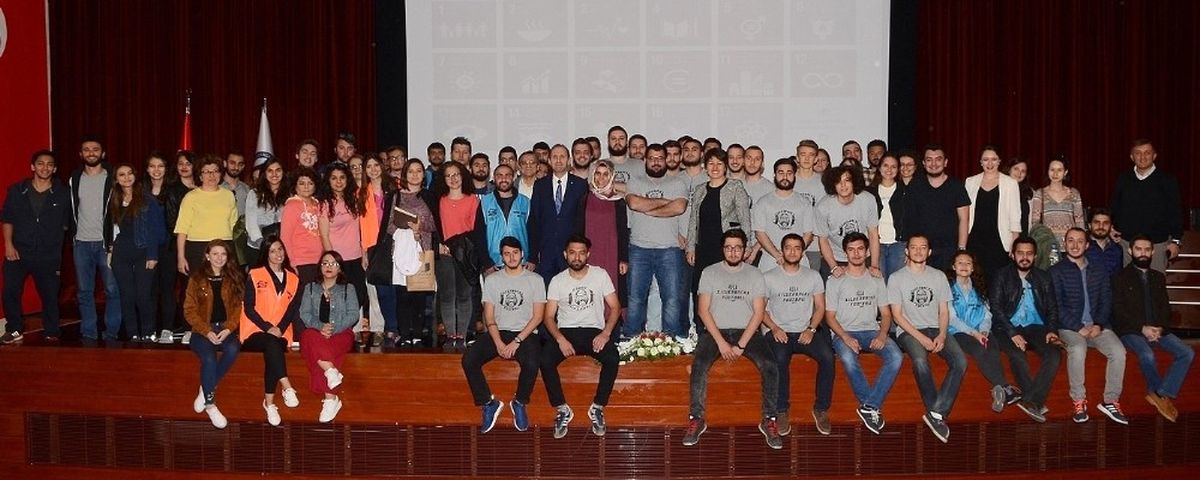 Esogü\'de "Sürdürülebilir Kalkınma Hedefleri" Konferansı Düzenlendi