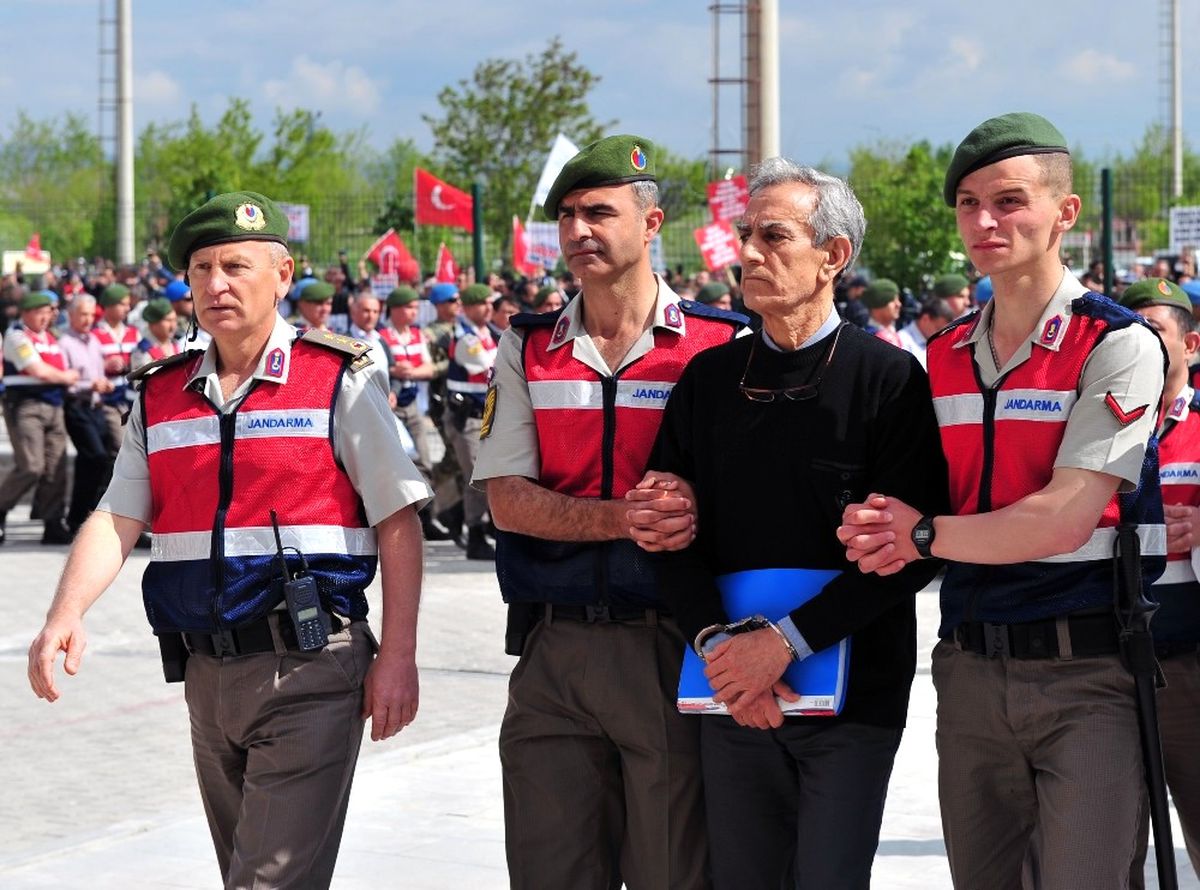 Genelkurmay Çatı Davasında Darbeciler Salona Alındı