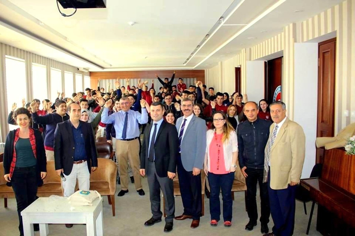 Hkü Akademisyenleri Kardeş Ülke Azerbaycan\'da