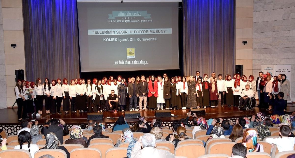İşaret Dili Kursiyerlerinden Anlamlı Program