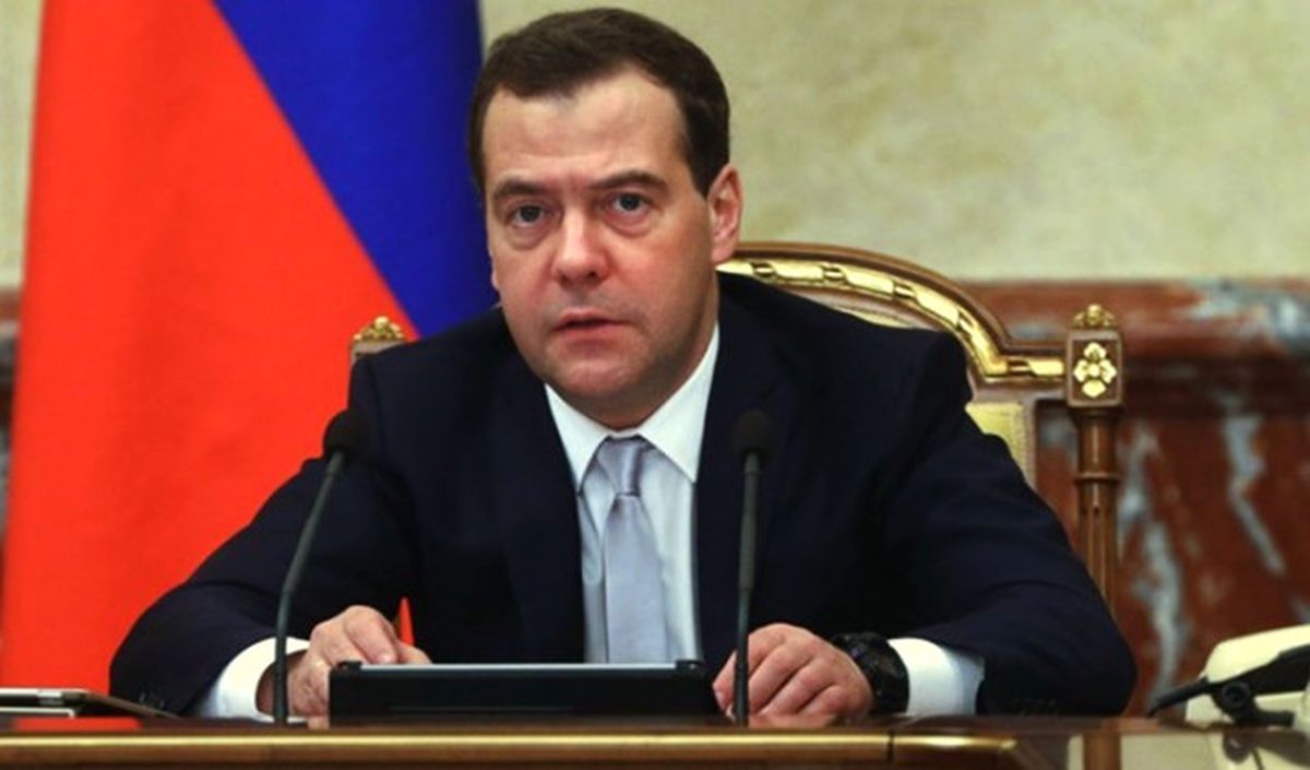 Medvedev\'den \'Kısıtlama\' Açıklaması