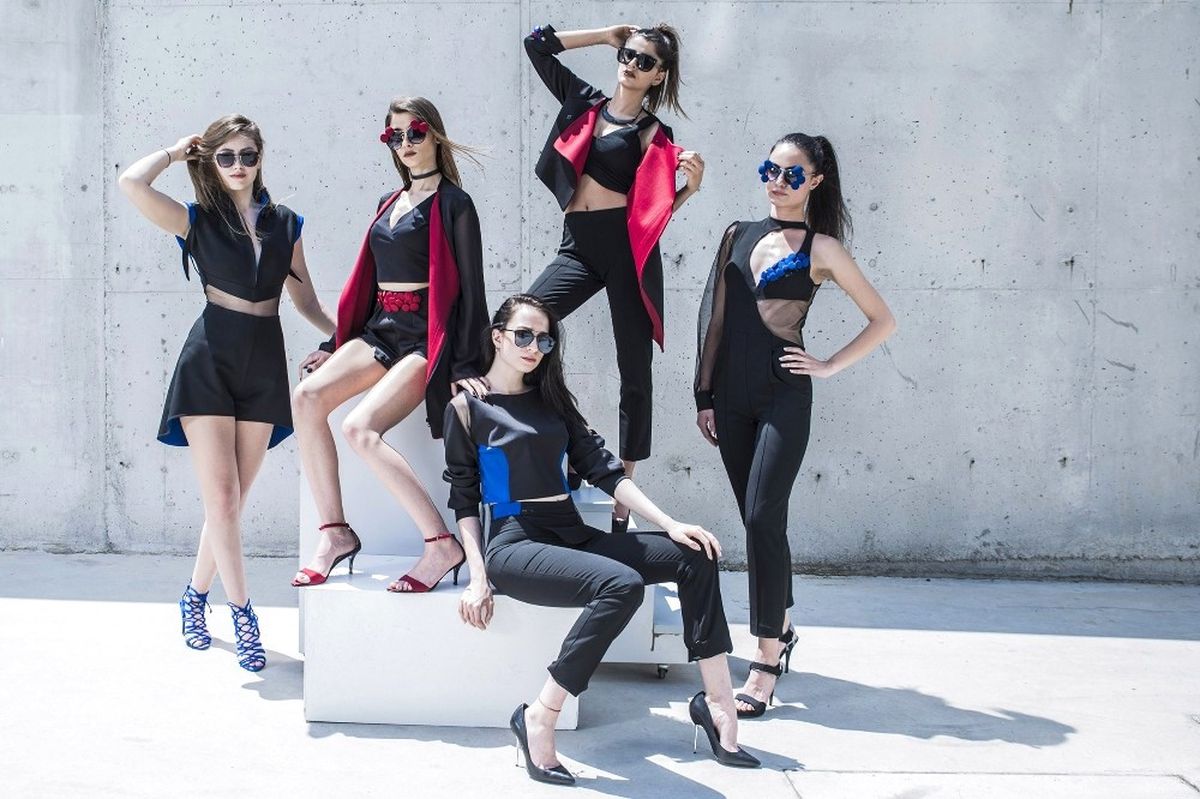 Moda Sanatı Sever"