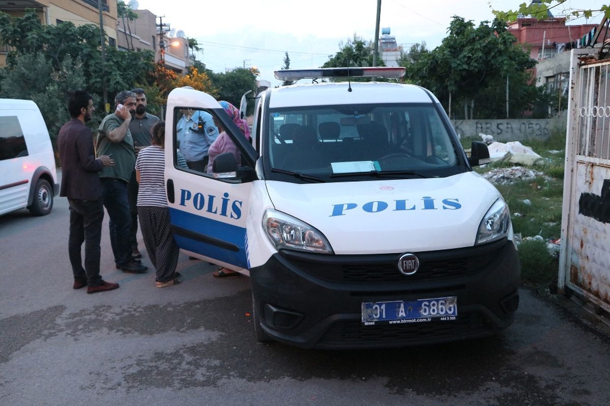 Önce Aracını Taradı, Ardından Aracından Indirip Dövdü