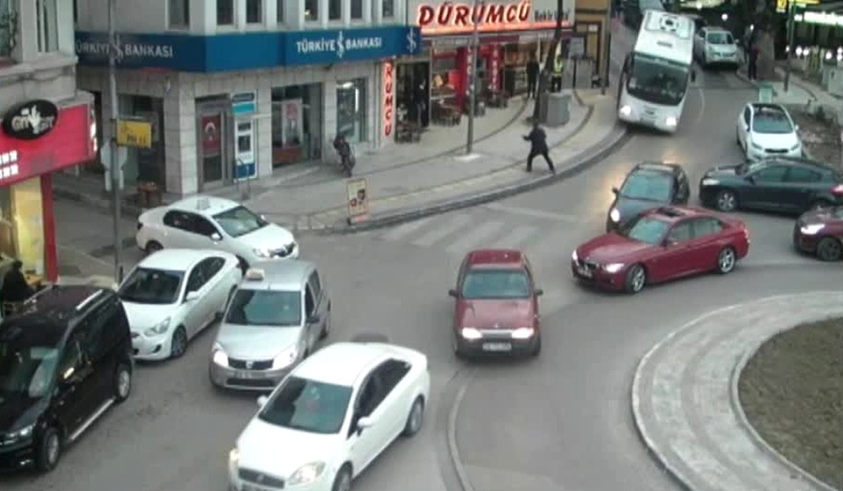 Bursa\'da Çok Sayıda Kişi İşte Böyle Kılpayı Ölümden Döndü
