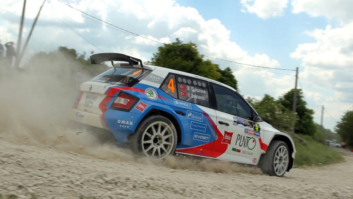 Peugeot Ekibi Bulgaristan Rallisi\'nde Zirvede