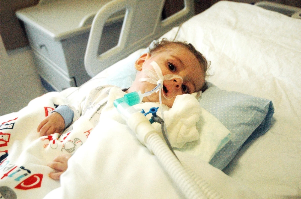 Sma Hastası Eymen Bebek Hayatını Kaybetti