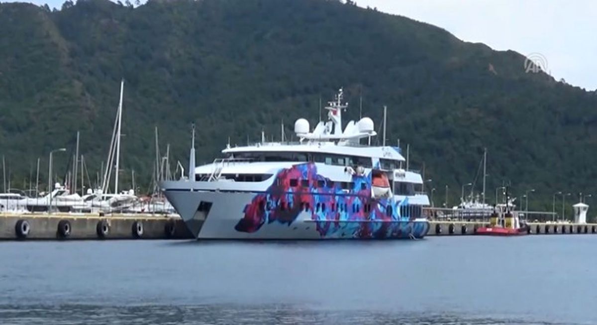 Süper Motor Yat Saluzi Marmaris\'te