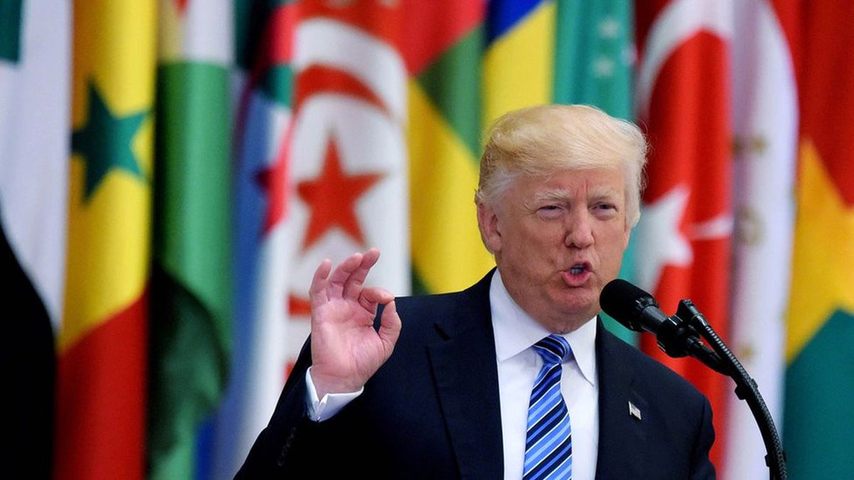 Trump, Suudi Arabistan\'dan İslam Dünyasına Seslendi