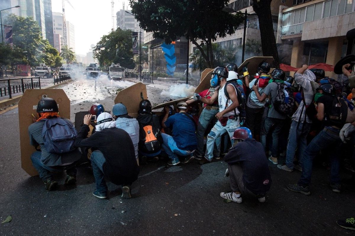 Venezuela\'da Hükümet Karşıtı Protestolar 50. Gününde