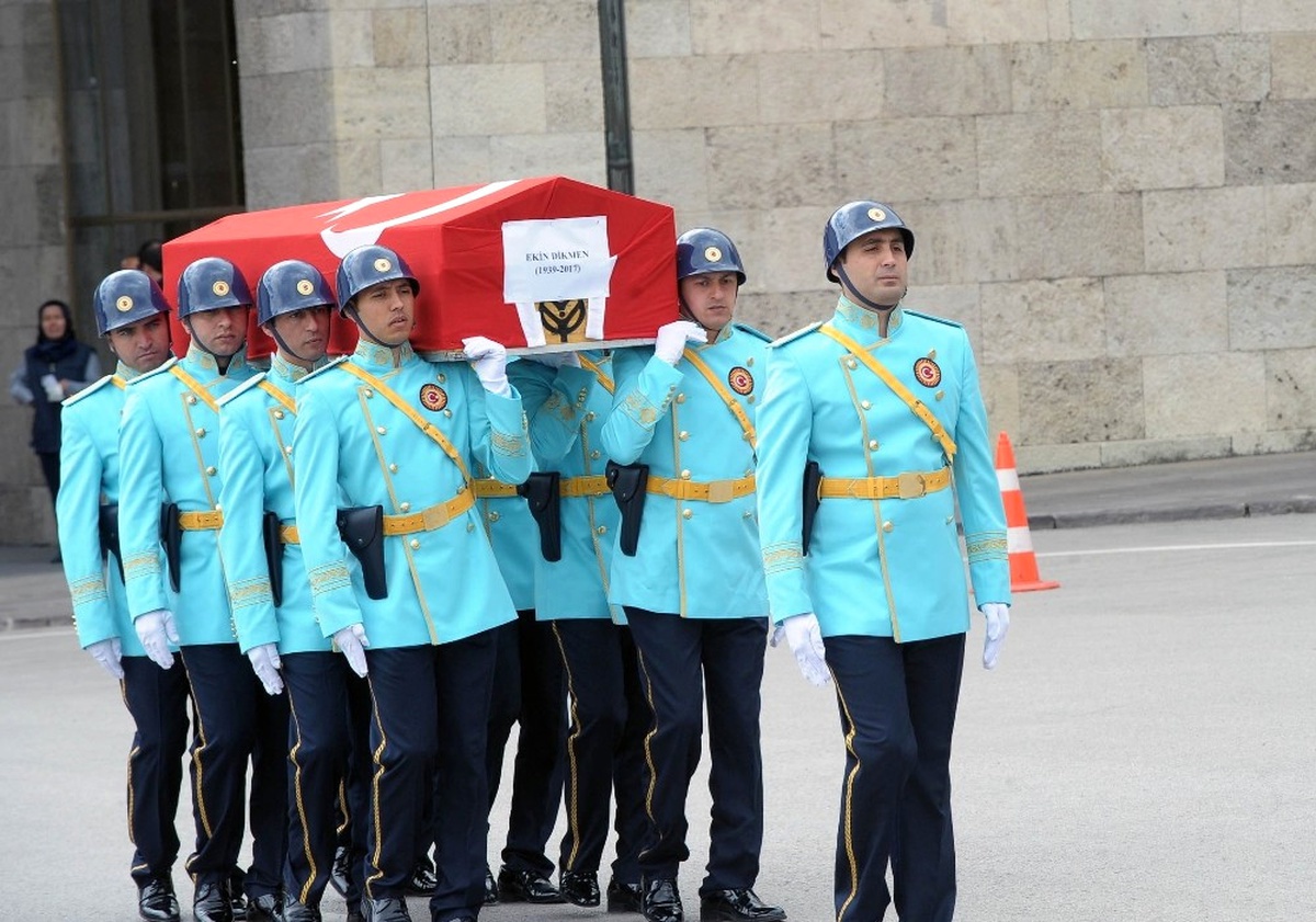 18. Dönem İçel Milletvekili Ekin Dikmen İçin Türkiye Büyük Millet Meclisi\'nde Tören Düzenlendi