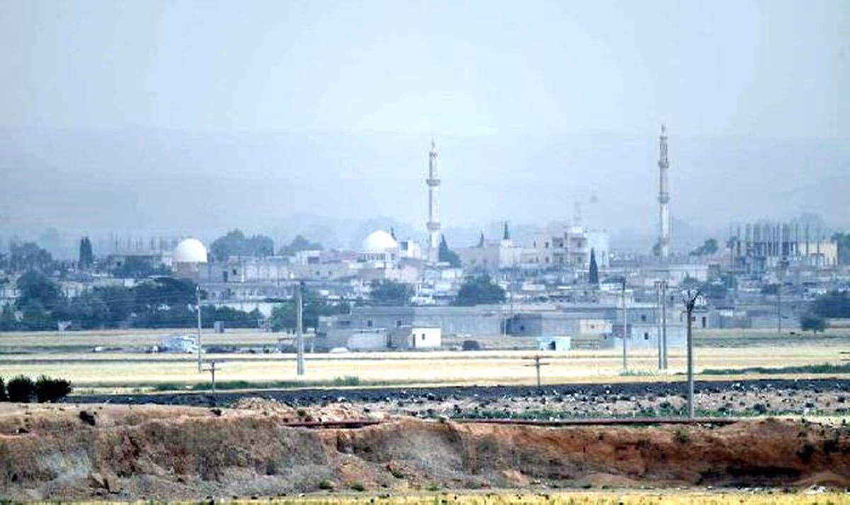 ABD\'nin Rakka Operasyonu İçin Ypg\'ye Verdiği Silahlar Kamışlı\'dan Tır\'larla Sevk Ediliyor