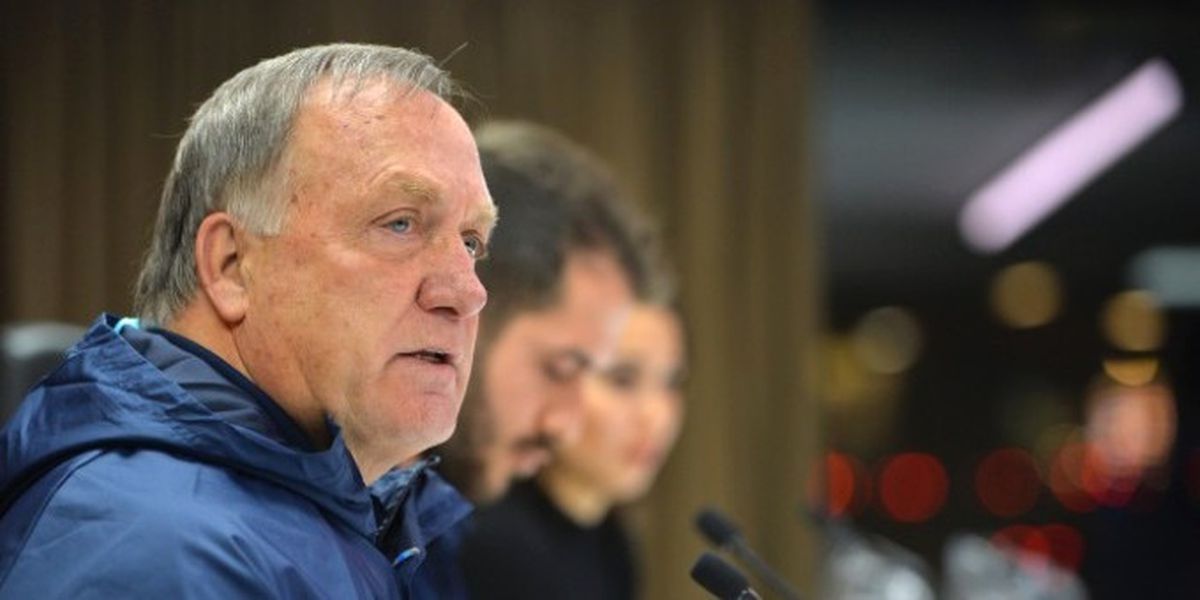 Advocaat\'tan Şaka Gibi Açıklama