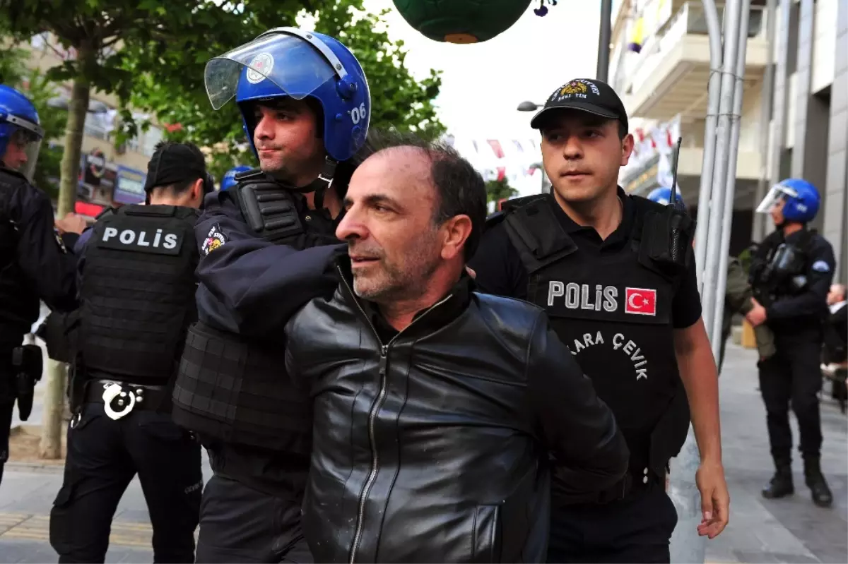 Ankara\'da Protestocu Gruba Polis Müdahalesi: 6 Gözaltı