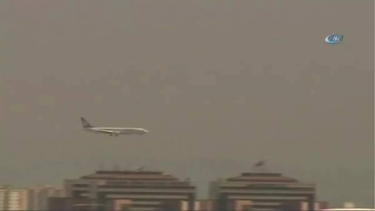 Atatürk Havalimanı\'nda Köpek Engeli Telsiz Konuşmasında