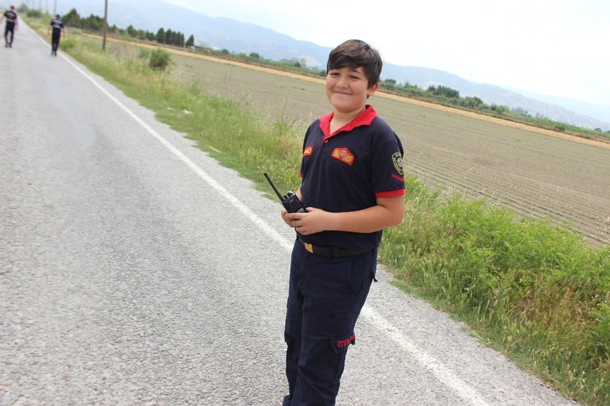 Babası ile Daha Fazla Vakit Geçirebilmek İçin İtfaiyeci Oldu