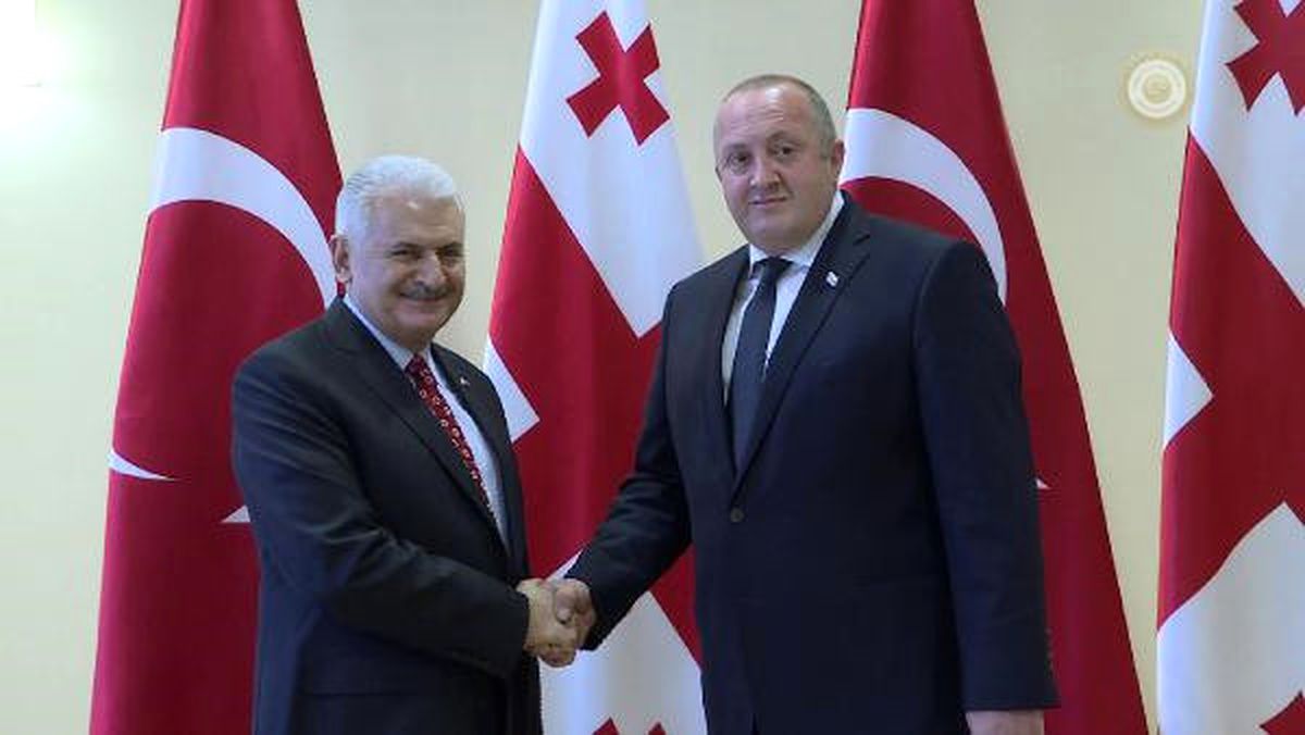 Başbakan Binali Yıldırım, Gürcistan Cumhurbaşkanı Giorgi Margvelaşvili ile Görüştü