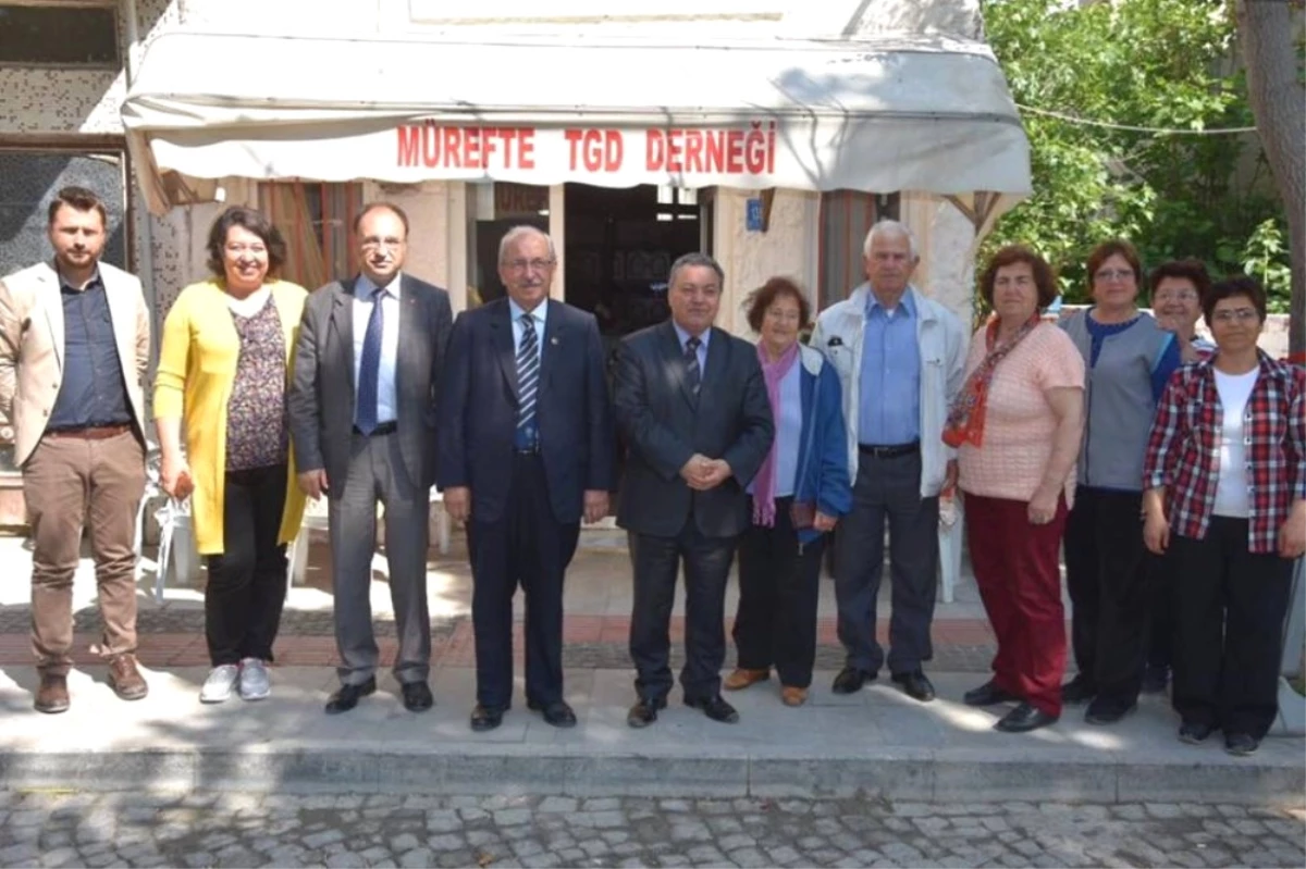 Başkan Albayrak, Mürefte Tgdd\'nin Düzenlediği Kahvaltıya Katıldı