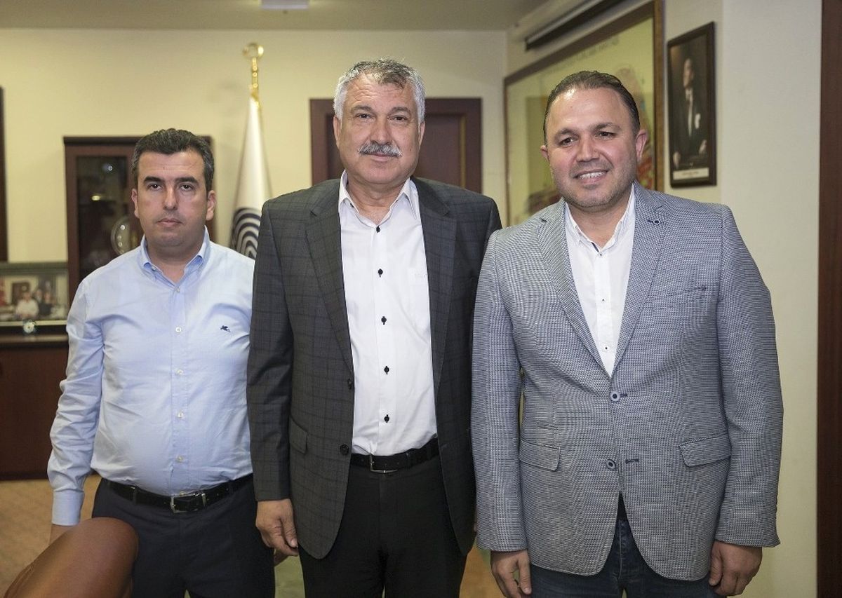 Başkan Zeydan Karalar\'dan Demirspor\'a 150 Bin Lira Pirim