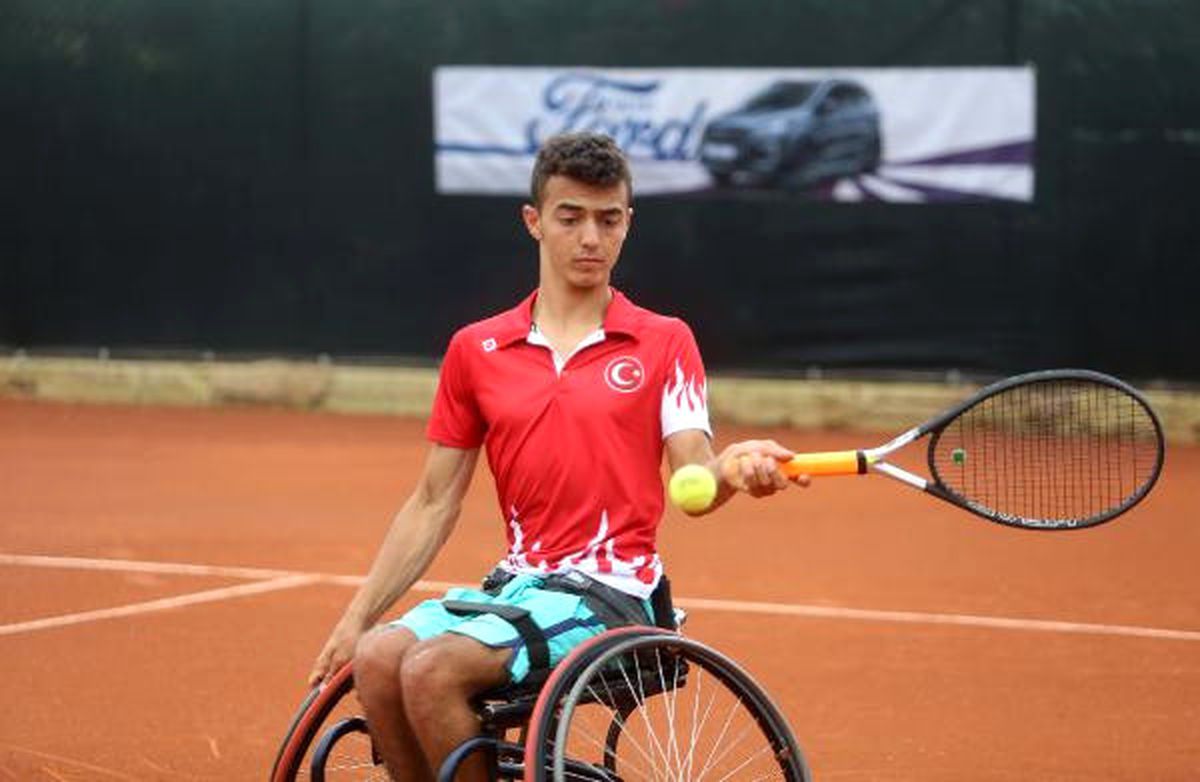 Bedensel Engelli Tenisçinin Hedefi Olimpiyat Şampiyonluğu