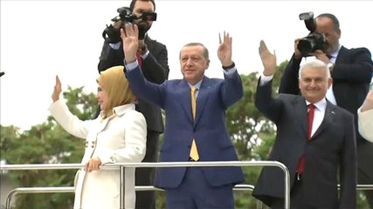Cumhurbaşkanı Erdoğan Yeniden AK Parti Genel Başkanı Oldu