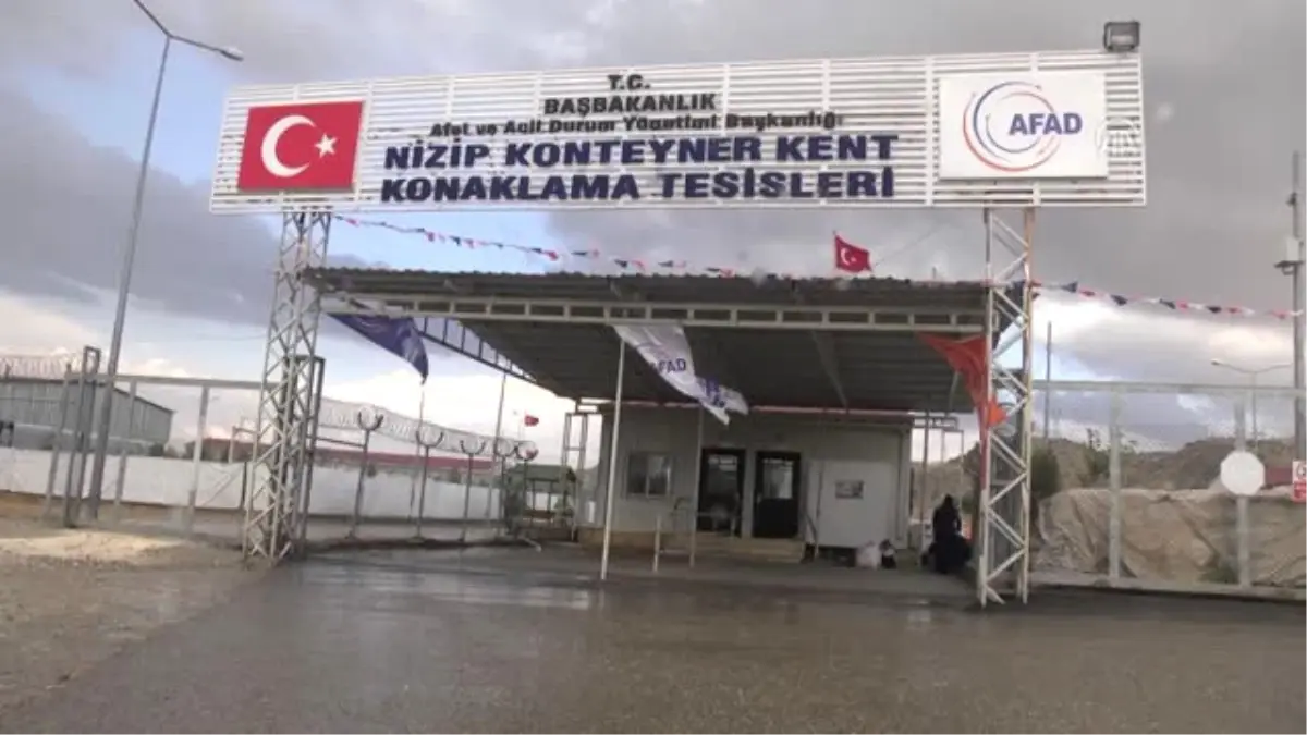 Danıştay Başkanı Güngör, Nizip Konteyner Kentini Ziyaret Etti