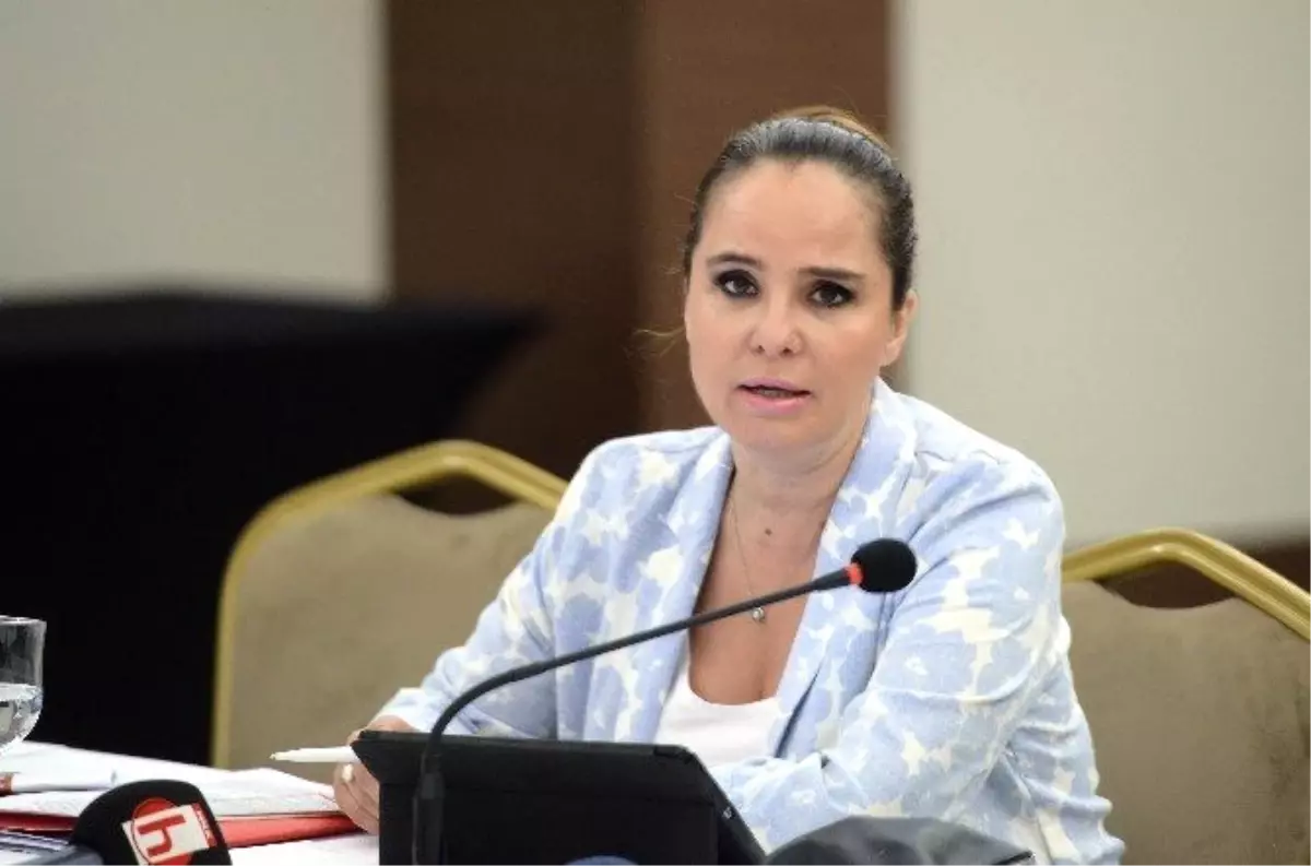 Dha İstanbul -  Yasemin Öney Cankurtaran: "Türkiye\'yi Dev Bir Sığınmacı Merkezi Haline Getirdi"