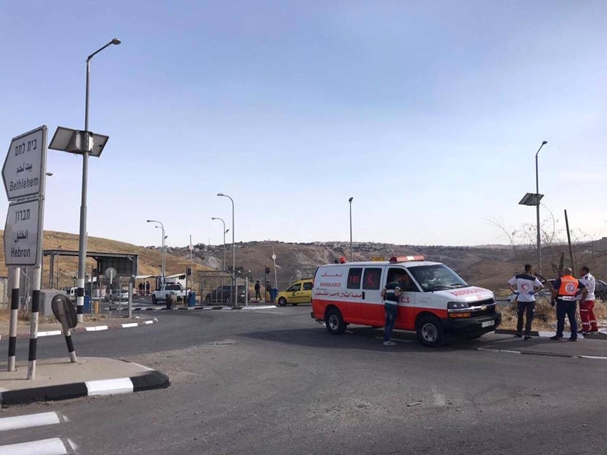 Israil Güçleri Filistinli Genci Vurdu