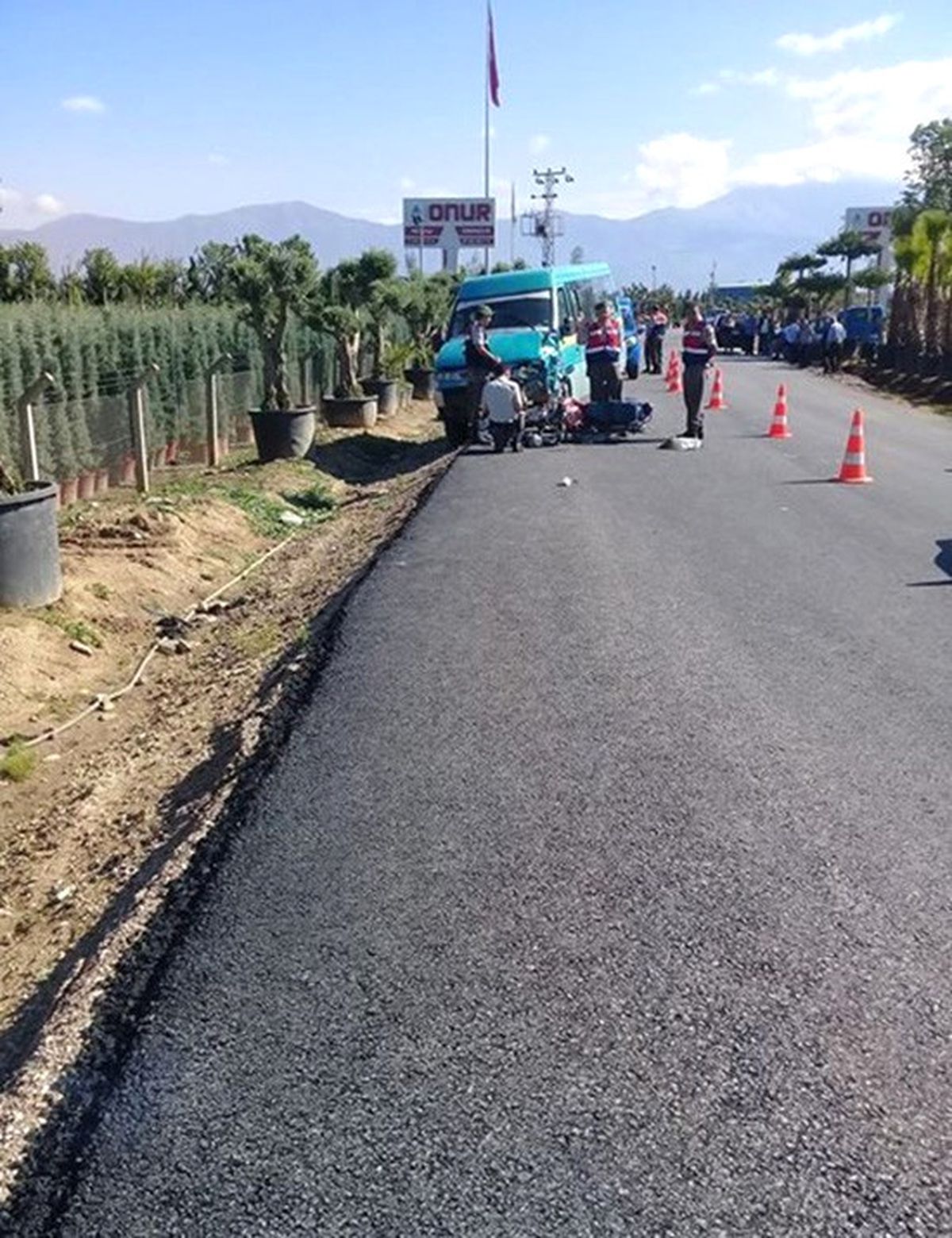 İzmir\'de Araç Sollama Kazası: 1 Ölü, 1 Ağır Yaralı