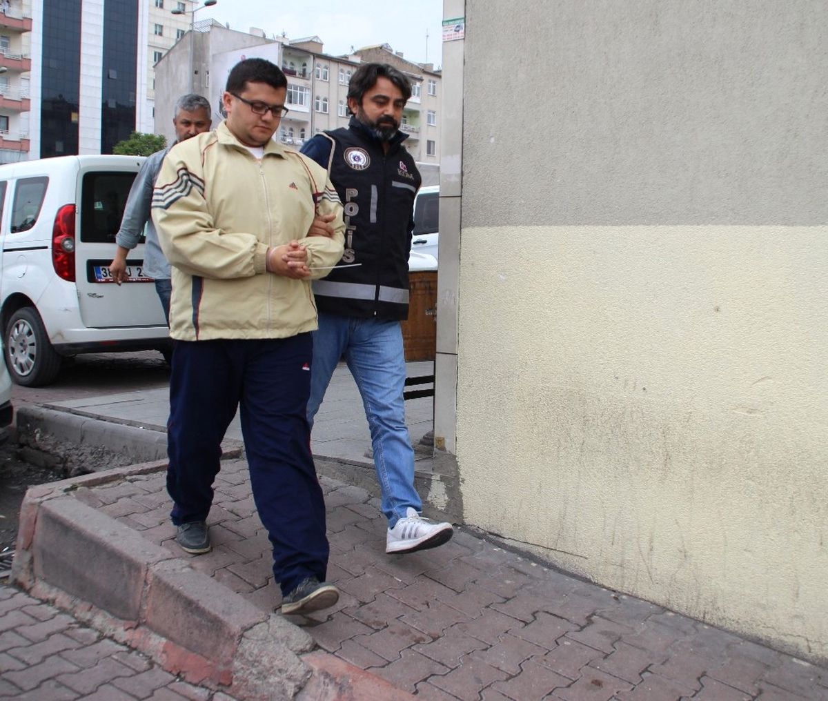 Kayseri\'de 8 Avukat Bylock Operasyonunda Gözaltına Alındı