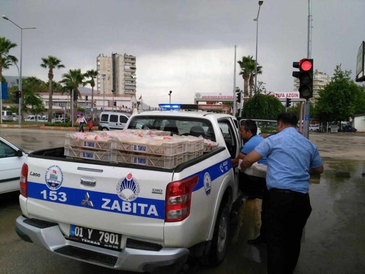 Kozan\'da Sağlıksız Koşullarda Üretilen Ekmeklere Zabıta El Koydu