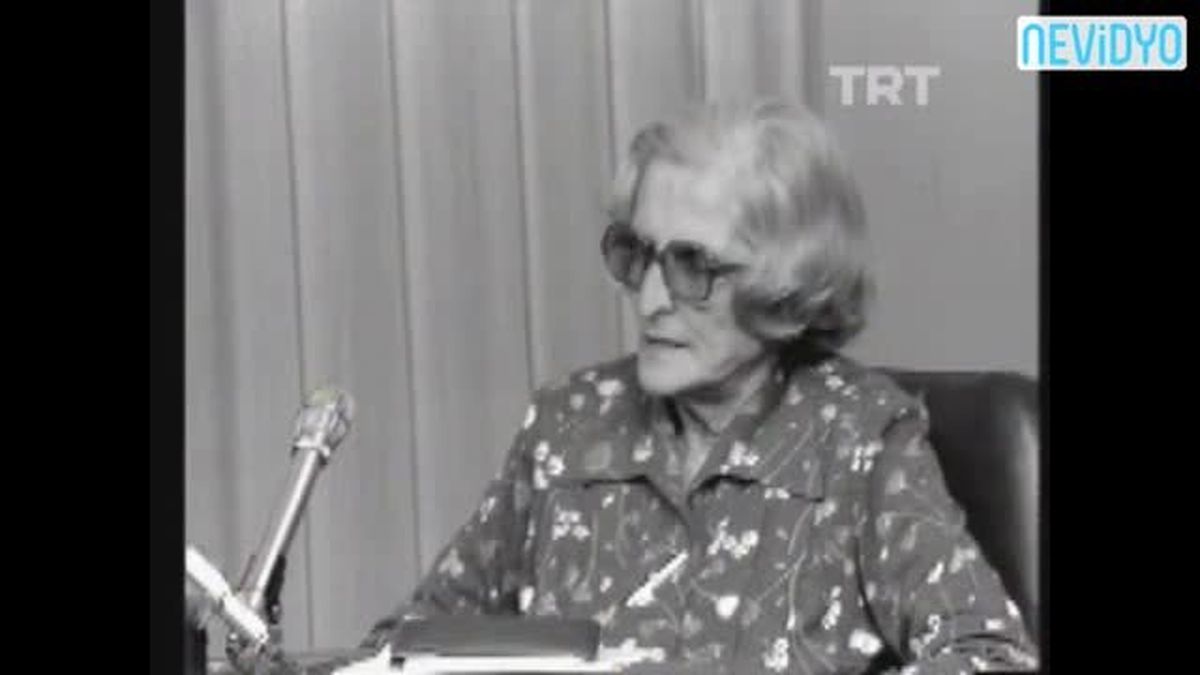 Nezahat Onbaşı Atatürk\'le Olan Anısını Anlatıyor