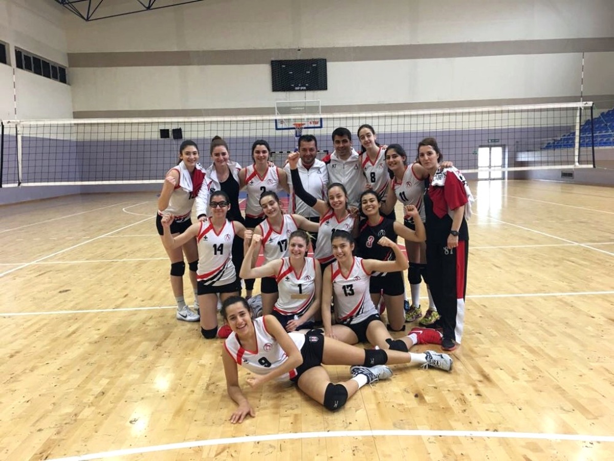 Okul Sporları ile Voleybol Federasyonu\'ndan Tehlikeli Restleşme