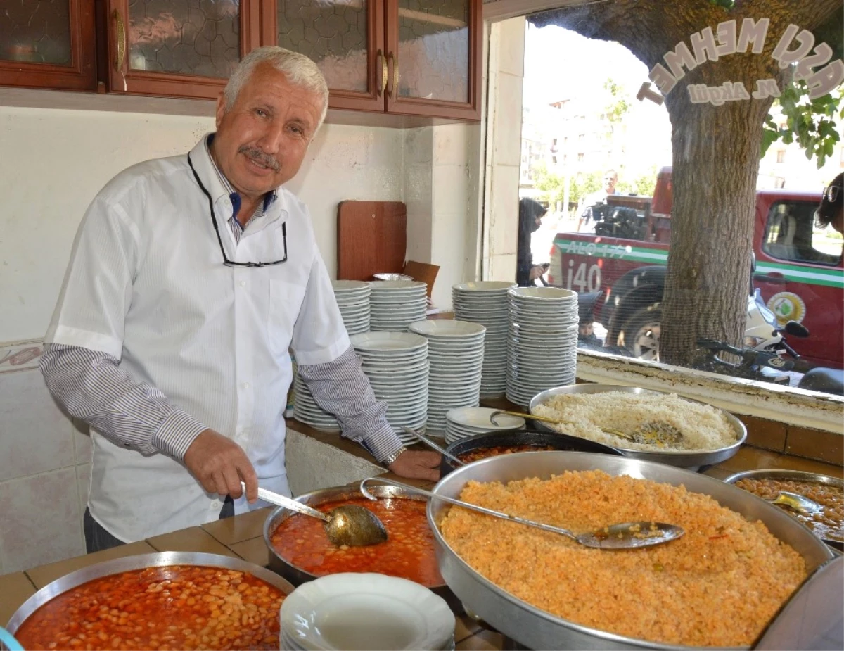 Kuru Fasulye Pilavla Geçen Bir Ömür