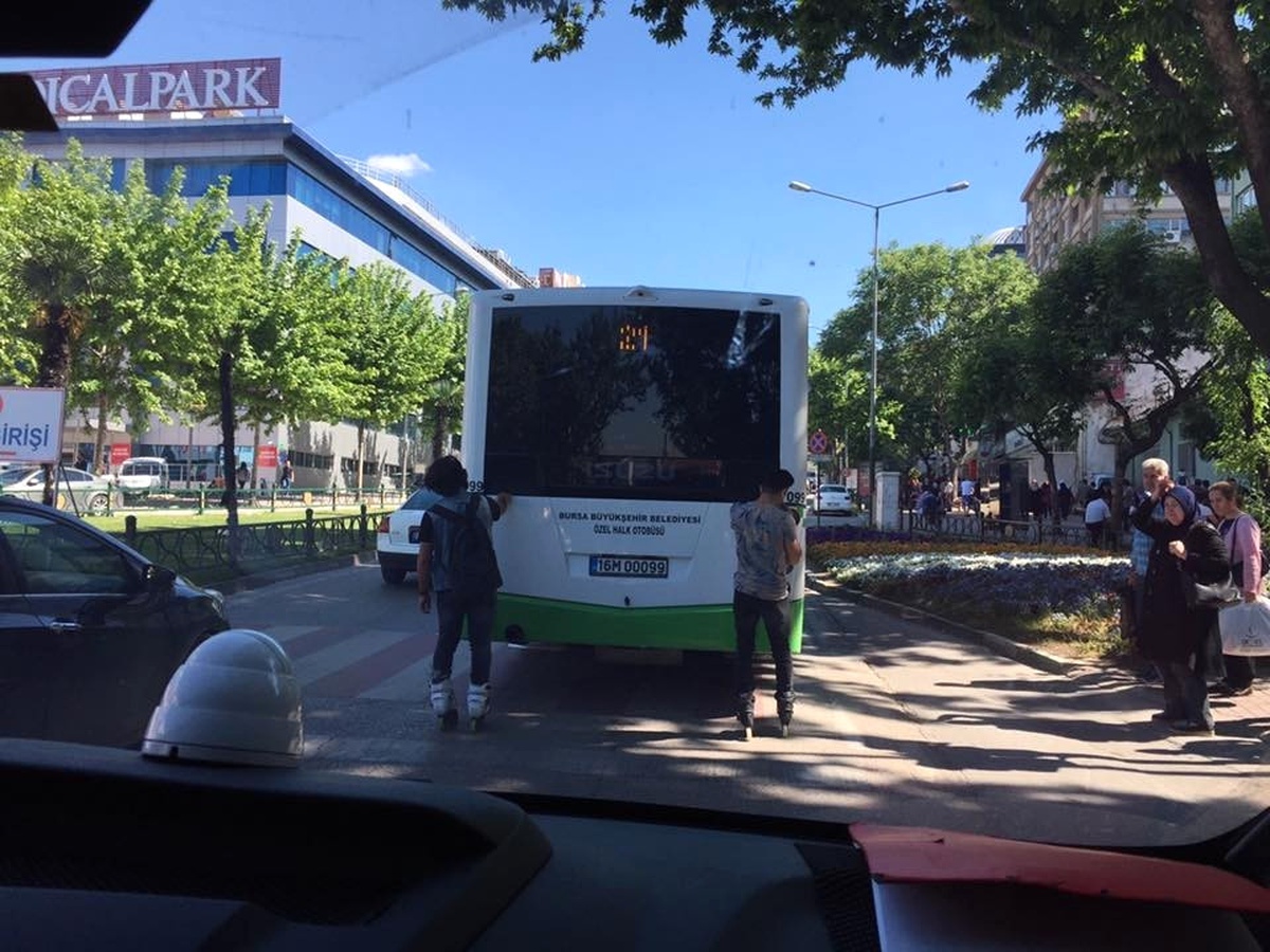 Patenci Gençlerden Tehlikeli Yolculuk