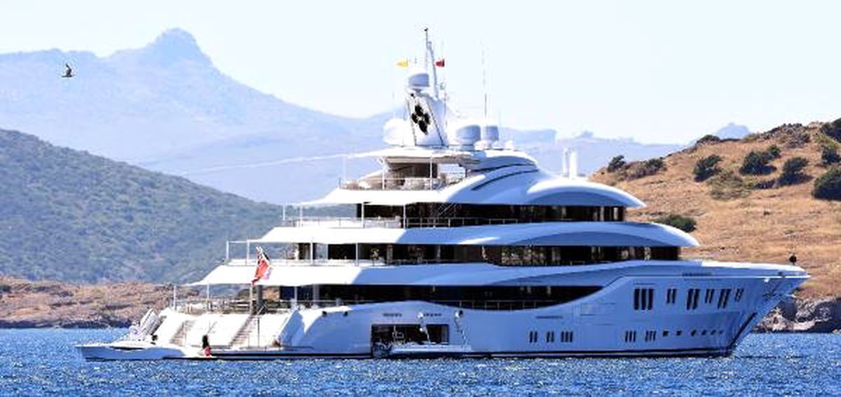Rus Milyarder Yüzen Sarayıyla Bodrum\'da